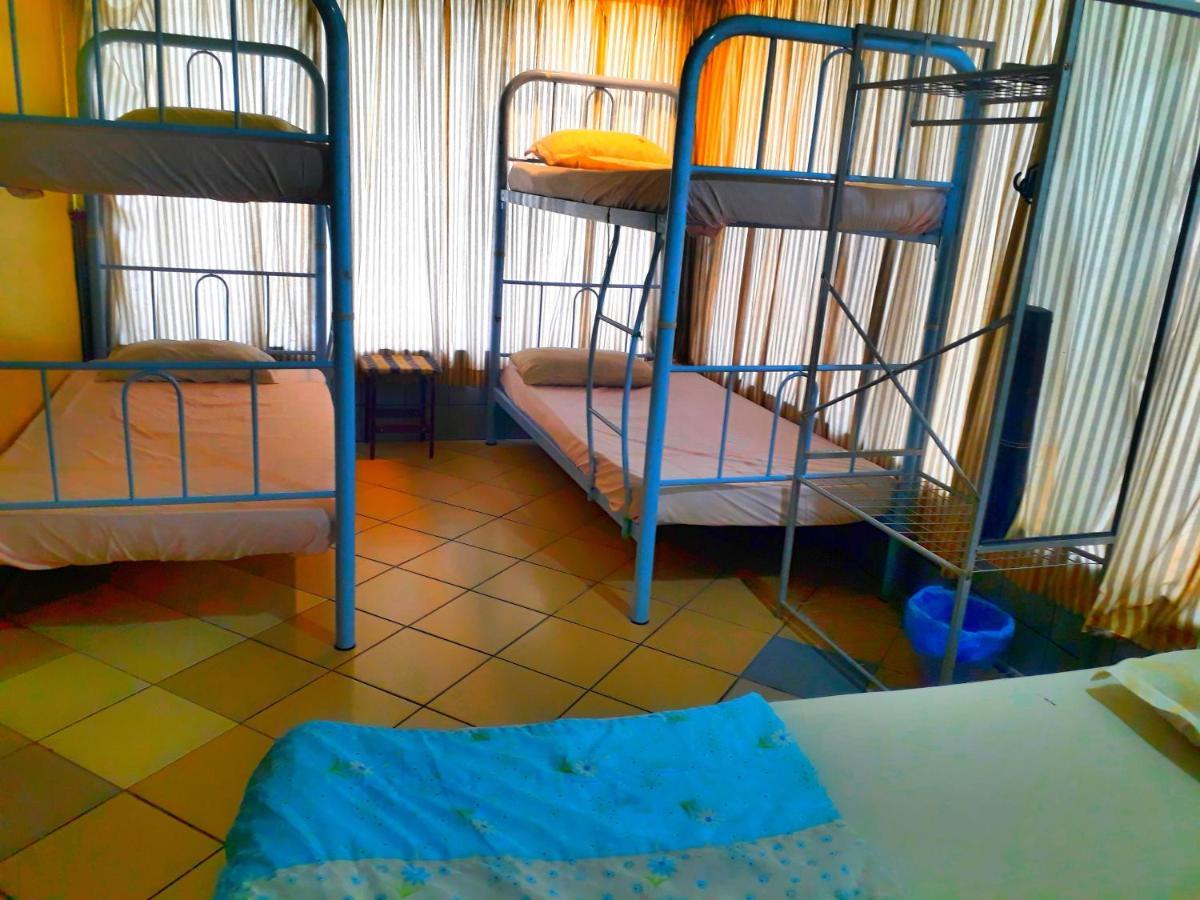 Rose Guesthouse Sandakan Ngoại thất bức ảnh